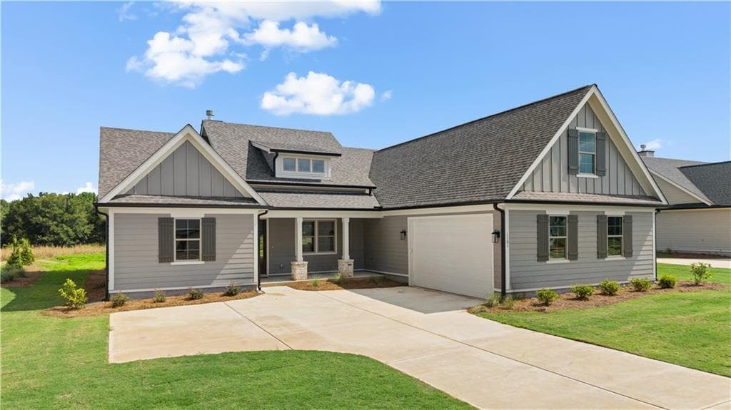 4 bedroom, 3 bathroom, 3,434 sq ft single family residence for sale at 1101 Madison Hills Drive, Madison, GA 30650 — photo 4