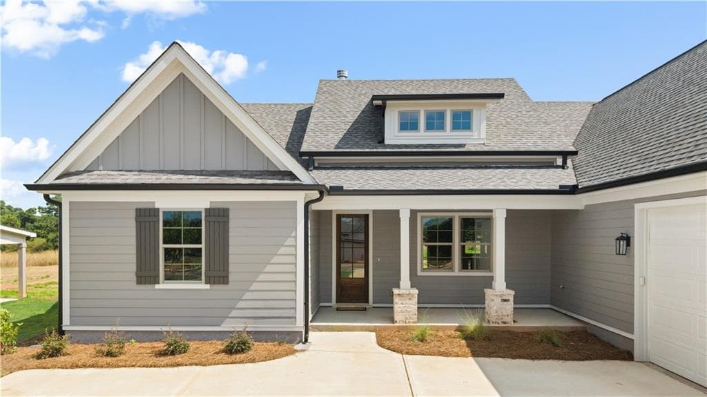 4 bedroom, 3 bathroom, 3,434 sq ft single family residence for sale at 1101 Madison Hills Drive, Madison, GA 30650 — photo 5