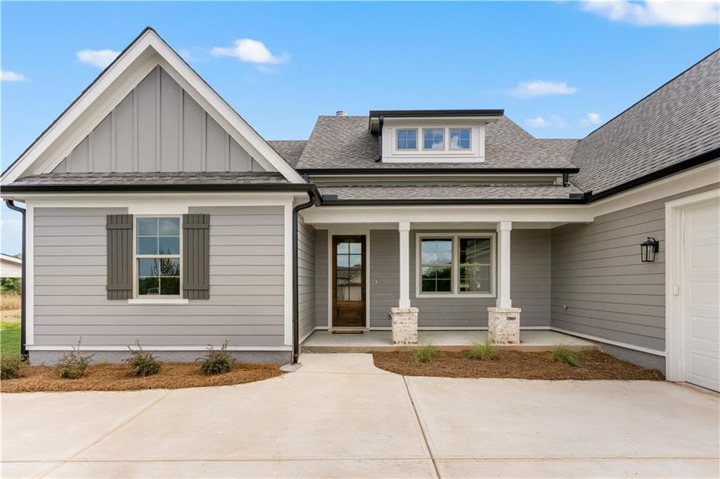 4 bedroom, 3 bathroom, 3,434 sq ft single family residence for sale at 1101 Madison Hills Drive, Madison, GA 30650 — photo 6