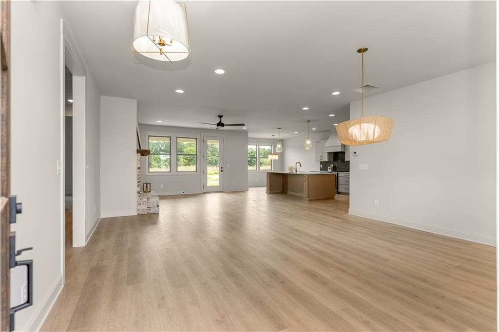 4 bedroom, 3 bathroom, 3,434 sq ft single family residence for sale at 1101 Madison Hills Drive, Madison, GA 30650 — photo 8