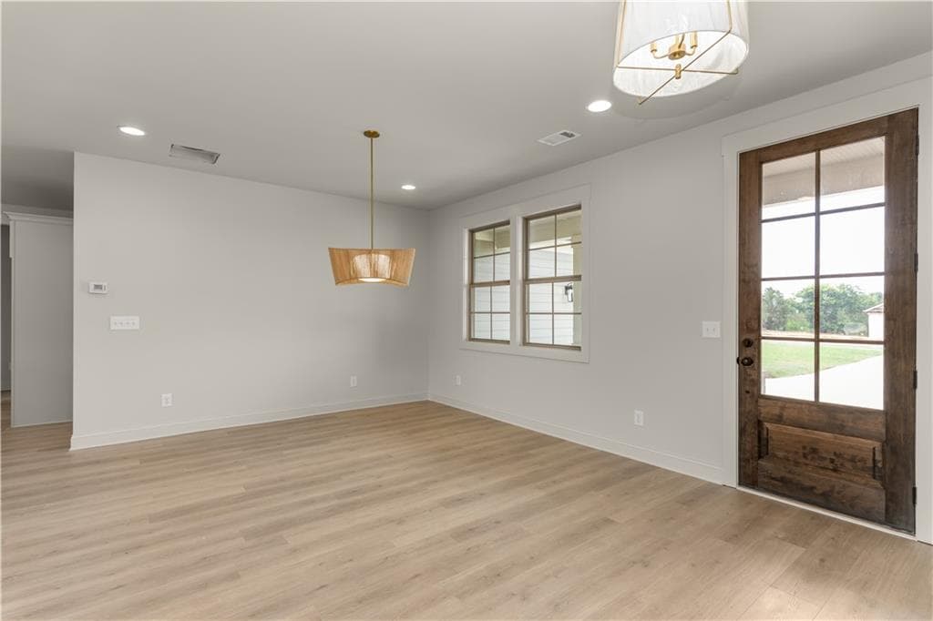 4 bedroom, 3 bathroom, 3,434 sq ft single family residence for sale at 1101 Madison Hills Drive, Madison, GA 30650 — photo 10