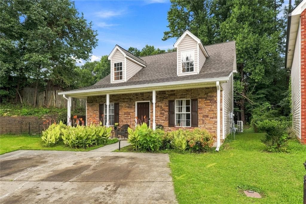 3 bedroom, 2 bathroom, 1,575 sq ft single family residence for sale at 105 Twin Pines Court, Dallas, GA 30132 — photo 3