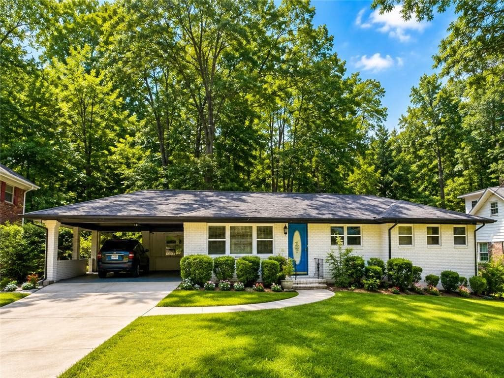 3 bedroom, 3 bathroom, 1,286 sq ft single family residence for sale at 2691 Westchester Drive, Atlanta, GA 30344