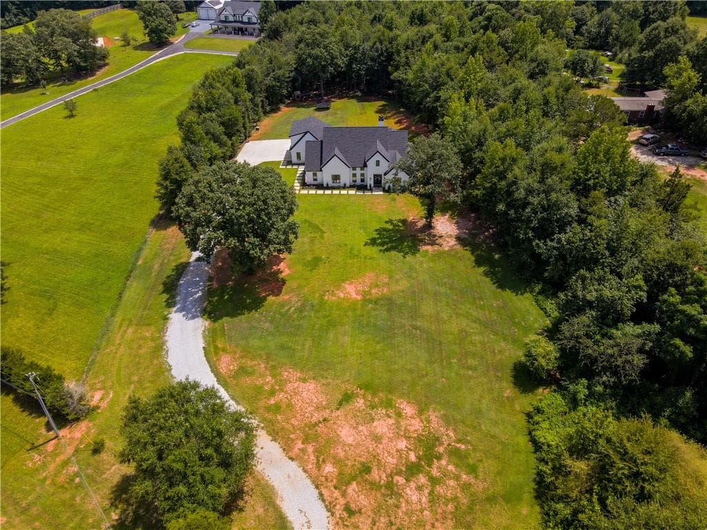 5 bedroom, 4 bathroom, 3,238 sq ft single family residence for sale at 860 W Ridgeway Road, Maysville, GA 30558 — photo 6