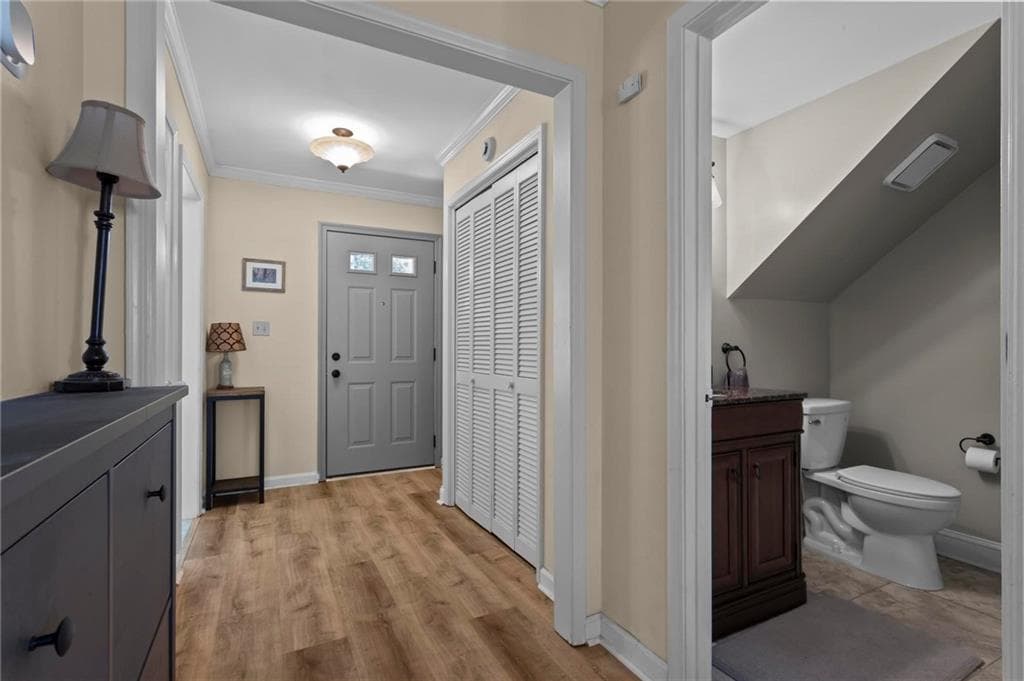 2 bedroom, 3 bathroom, 1,361 sq ft townhouse under contract at 573 Salem Woods Drive, Marietta, GA 30067 — photo 4