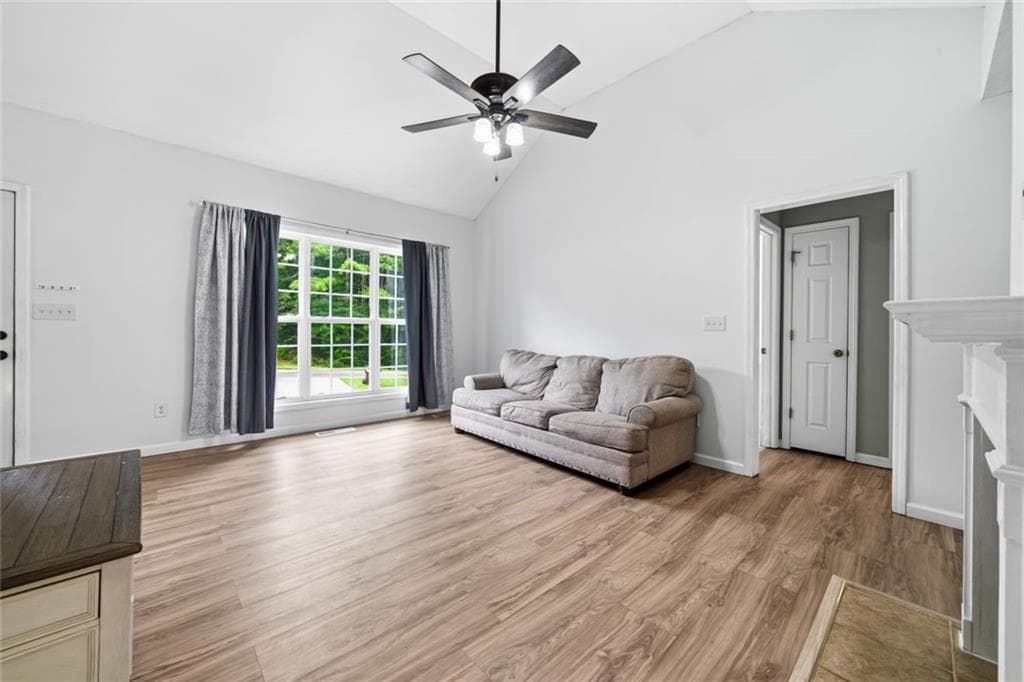 3 bedroom, 5 bathroom, 1,900 sq ft single family residence for sale at 89 Providence Lake Road, Tallapoosa, GA 30176 — photo 8