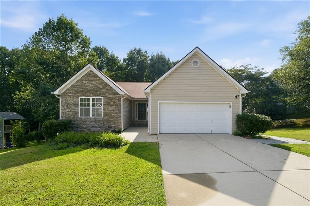 5012 Yellow Stone Drive, Flowery Branch, GA 30542 — most recent listing photo