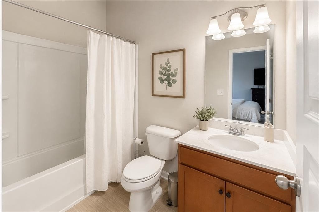 4 bedroom, 4 bathroom, 2,412 sq ft single family residence under contract at 105 Green Tree Court, Dacula, GA 30019 — photo 9