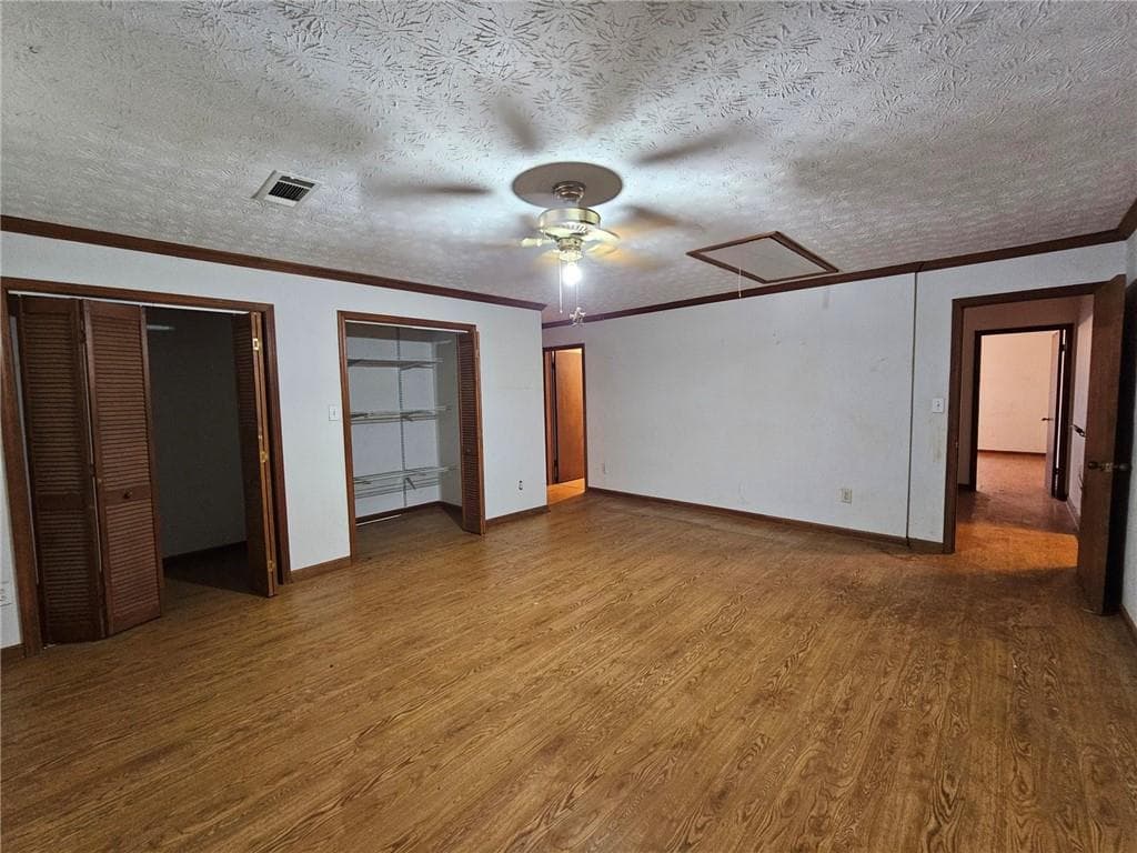 4 bedroom, 2 bathroom, 1,975 sq ft single family residence under contract at 2031 Battlement Lane, Riverdale, GA 30296 — photo 10