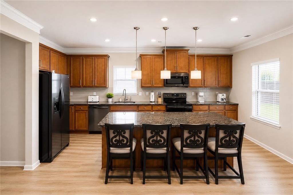 4 bedroom, 4 bathroom, 2,412 sq ft single family residence under contract at 105 Green Tree Court, Dacula, GA 30019 — photo 5