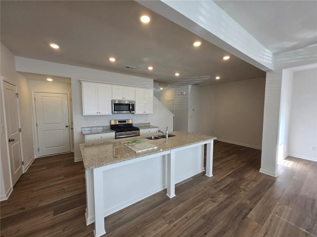 3 bedroom, 3 bathroom, 1,928 sq ft townhouse for sale at 140 Market Street, Bethlehem, GA 30620 — photo 10