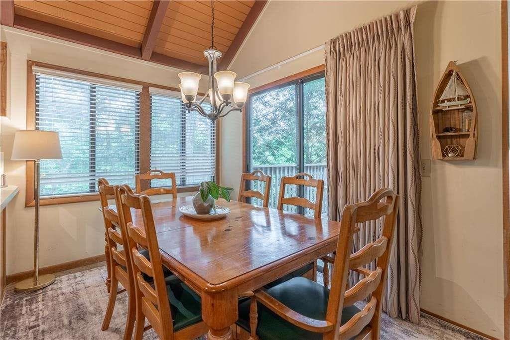 3 bedroom, 2 bathroom, 1,696 sq ft single family residence for sale at 135 Wolfscratch Drive, Big Canoe, GA 30143 — photo 2