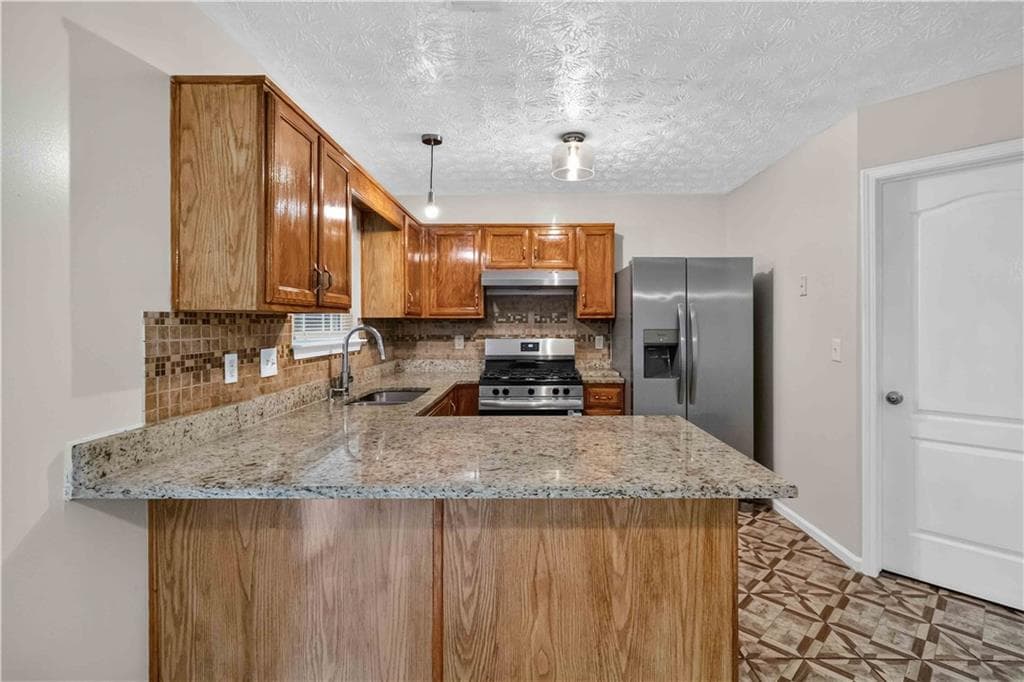 3 bedroom, 3 bathroom, 1,206 sq ft townhouse for sale at 3011 Fields Drive, Lithonia, GA 30038 — photo 10