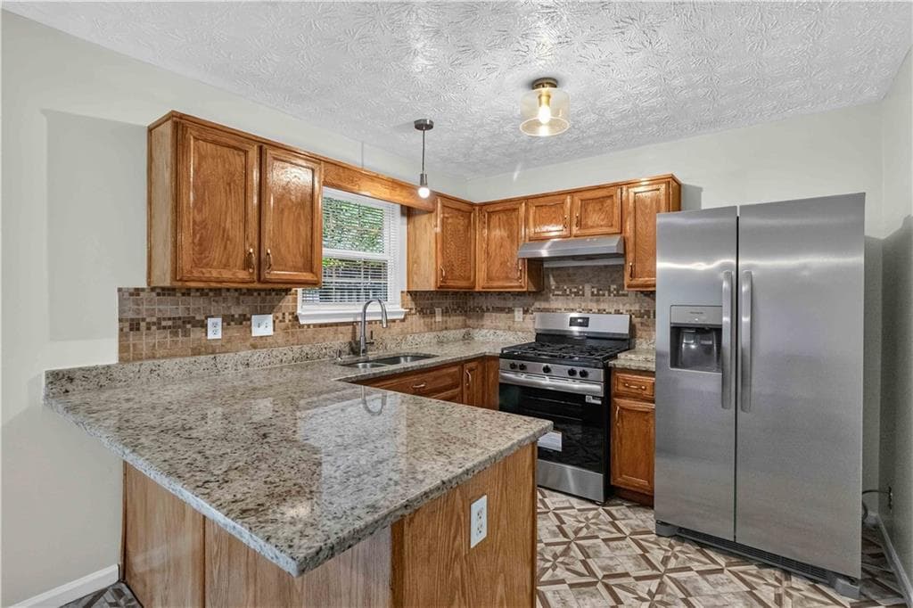 3 bedroom, 3 bathroom, 1,206 sq ft townhouse for sale at 3011 Fields Drive, Lithonia, GA 30038 — photo 4
