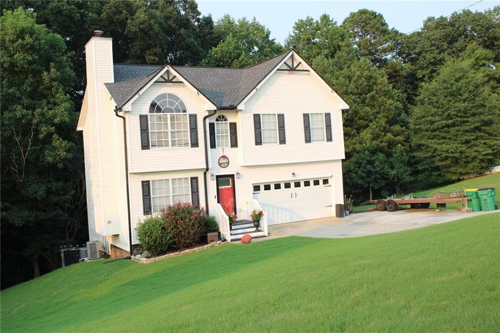 4 bedroom, 4 bathroom, 2,154 sq ft single family residence under contract at 513 Scott Circle, Palmetto, GA 30268 — photo 4