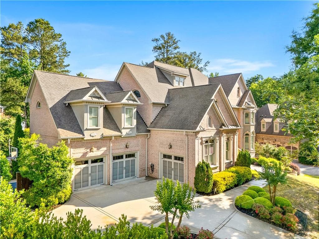 6 bedroom, 7 bathroom, 7,795 sq ft single family residence under contract at 1287 Adams Oaks Landing, Marietta, GA 30062 — photo 2