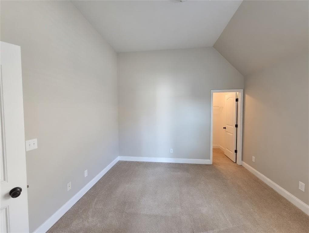 5 bedroom, 4 bathroom, 3,933 sq ft single family residence under contract at 510 Georgia Circle, Loganville, GA 30052 — photo 7