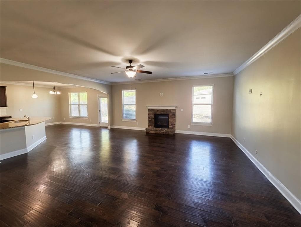 5 bedroom, 4 bathroom, 3,933 sq ft single family residence under contract at 510 Georgia Circle, Loganville, GA 30052 — photo 9