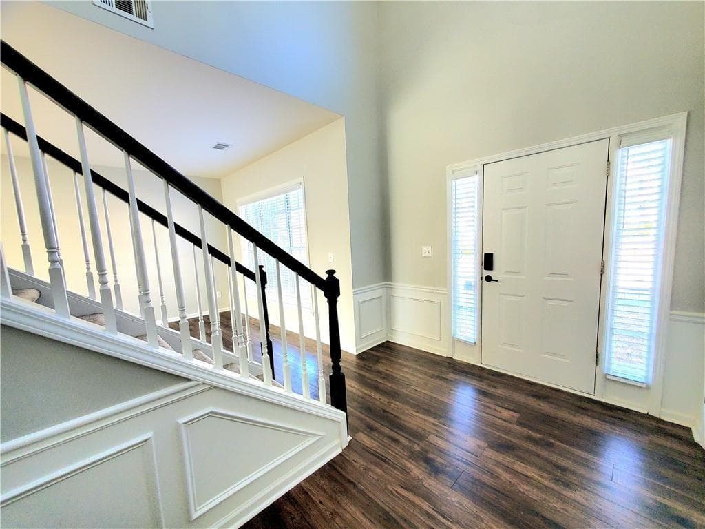 4 bedroom, 3 bathroom, 2,440 sq ft single family residence for rent at 5260 W Price Road, Suwanee, GA 30024 for $2,850 a month — photo 4