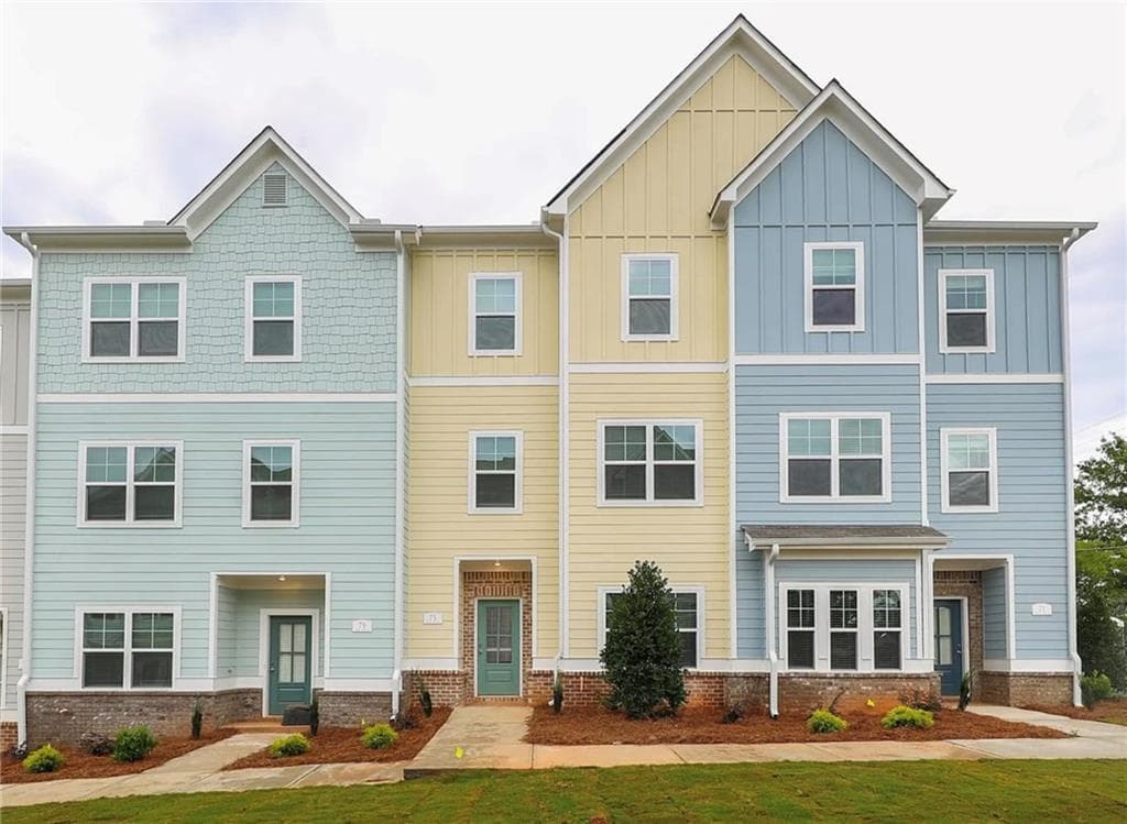 3 bedroom, 4 bathroom, 2,434 sq ft townhouse for rent at 75 Rising Fawn Lane, Marietta, GA 30060 for $2,700 a month — photo 1 of 24
