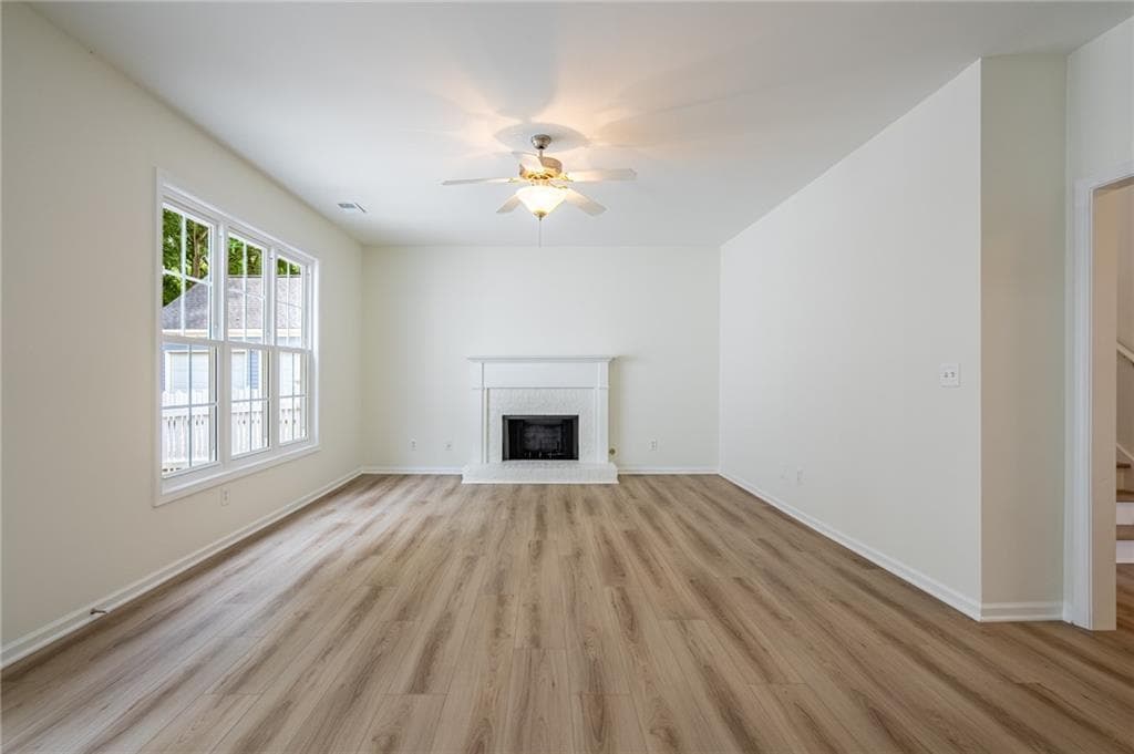 4 bedroom, 3 bathroom, 2,220 sq ft single family residence for sale at 4606 Liberty Square Drive, Acworth, GA 30101 — photo 8
