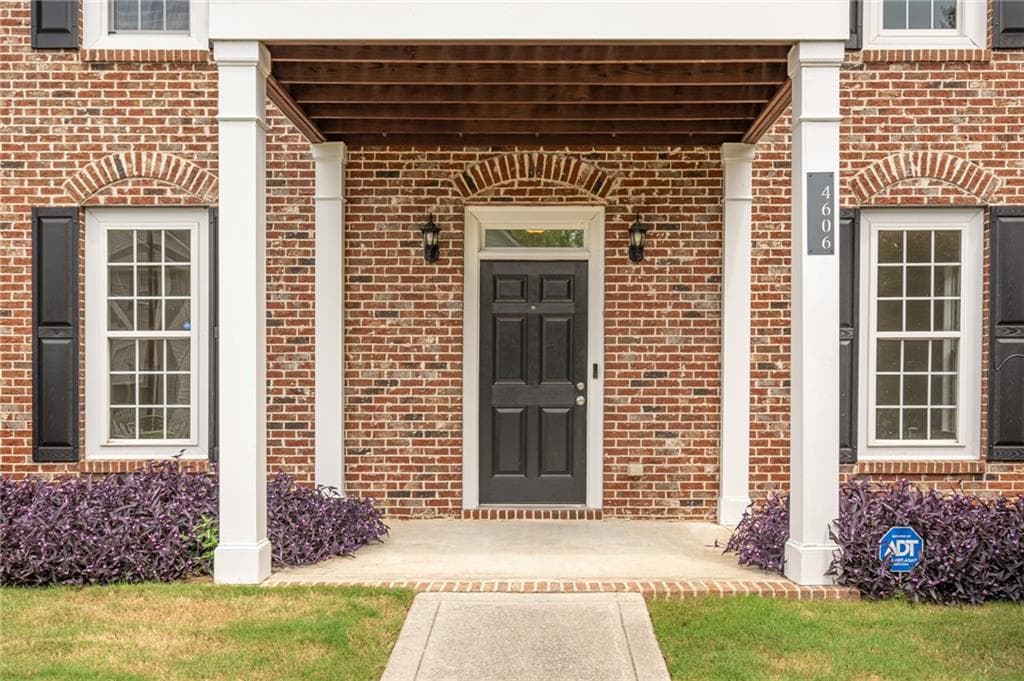 4 bedroom, 3 bathroom, 2,220 sq ft single family residence for sale at 4606 Liberty Square Drive, Acworth, GA 30101 — photo 4