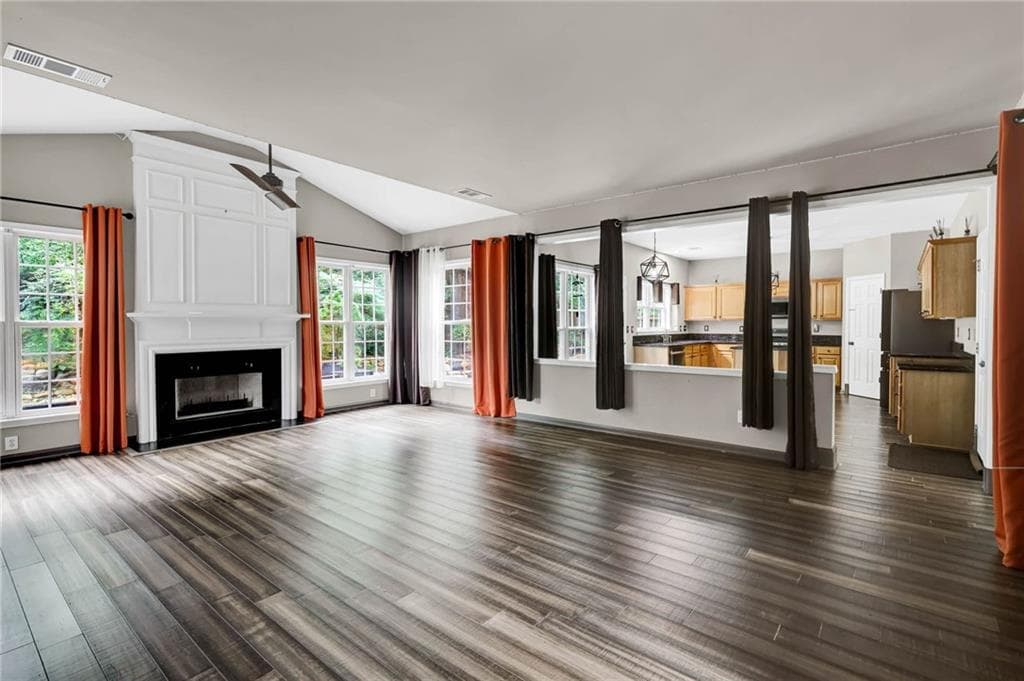 4 bedroom, 3 bathroom, 2,932 sq ft single family residence for sale at 169 Eastham Court, Suwanee, GA 30024 — photo 6