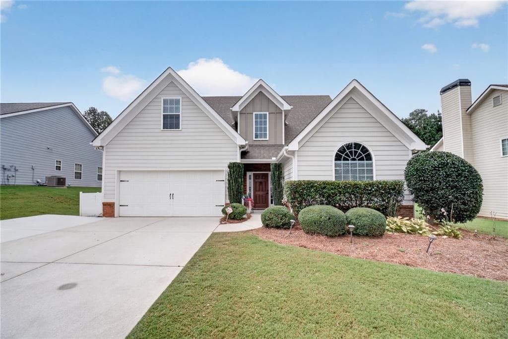 5 bedroom, 3 bathroom, 2,768 sq ft single family residence for sale at 6280 Cove Creek Drive, Flowery Branch, GA 30542 — photo 1 of 64