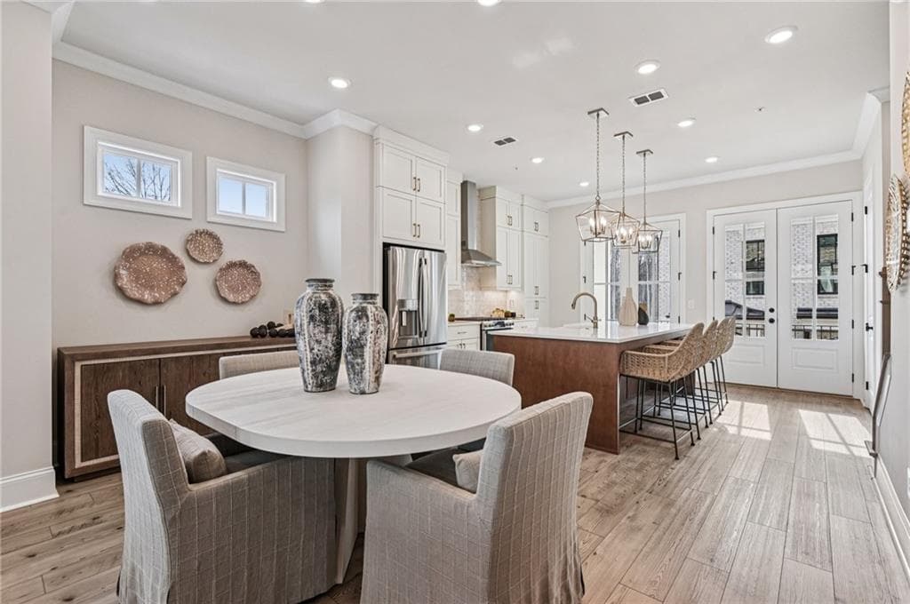 3 bedroom, 4 bathroom, 2,105 sq ft townhouse under contract at 235 Midnight Oak Run 8, Alpharetta, GA 30009 — photo 5