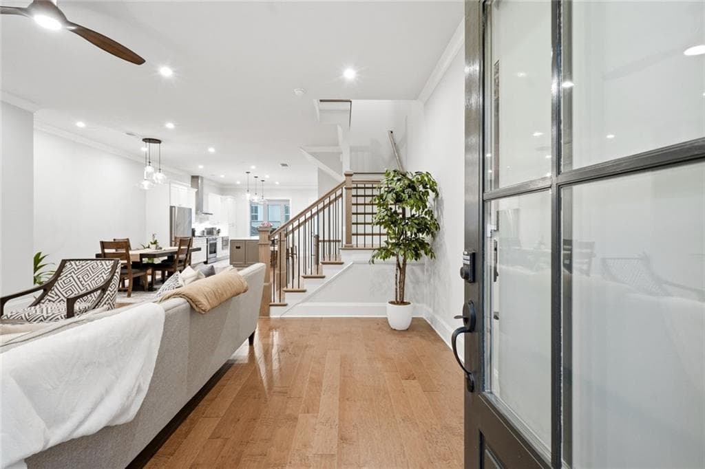 4 bedroom, 4 bathroom, 2,500 sq ft townhouse for sale at 687 Brennan Drive, Decatur, GA 30033 — photo 3