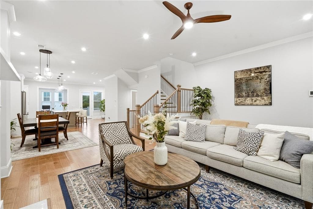 4 bedroom, 4 bathroom, 2,500 sq ft townhouse for sale at 687 Brennan Drive, Decatur, GA 30033 — photo 8