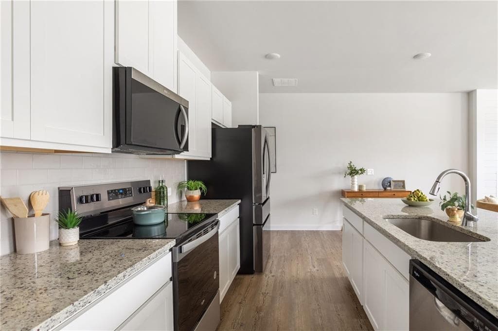 3 bedroom, 3 bathroom, 1,936 sq ft townhouse for sale at 1948 Westwind Street, Lawrenceville, GA 30043 — photo 10