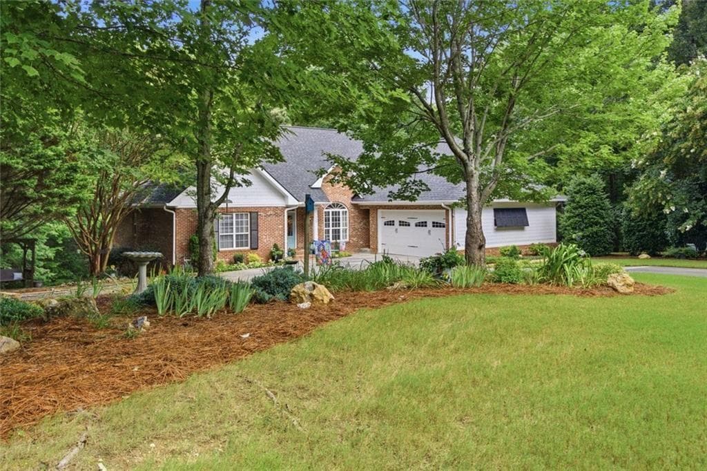 4 bedroom, 4 bathroom, 3,568 sq ft single family residence for sale at 333 Rustic Ridge Road, Rome, GA 30161 — photo 3