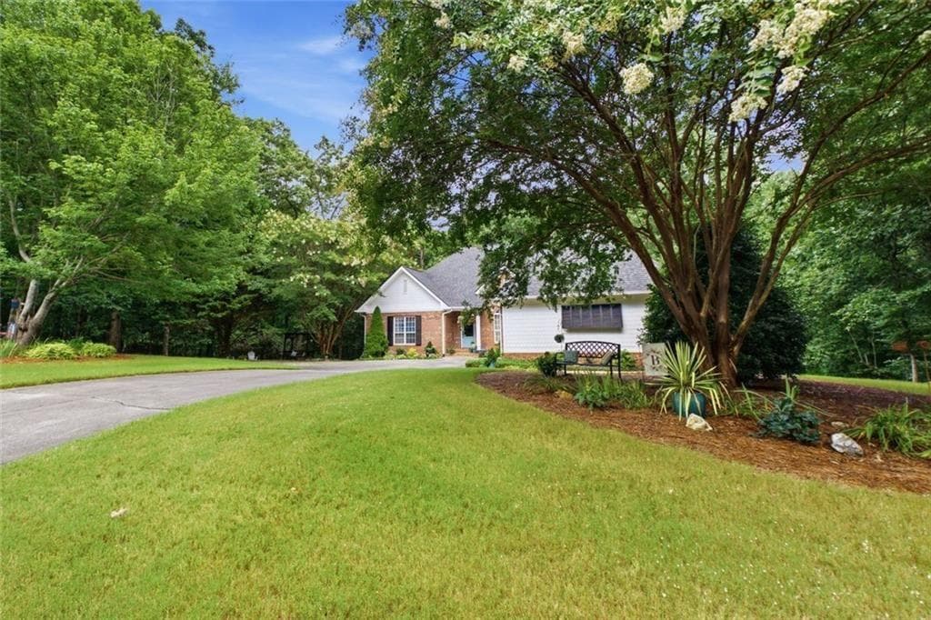 4 bedroom, 4 bathroom, 3,568 sq ft single family residence for sale at 333 Rustic Ridge Road, Rome, GA 30161 — photo 4