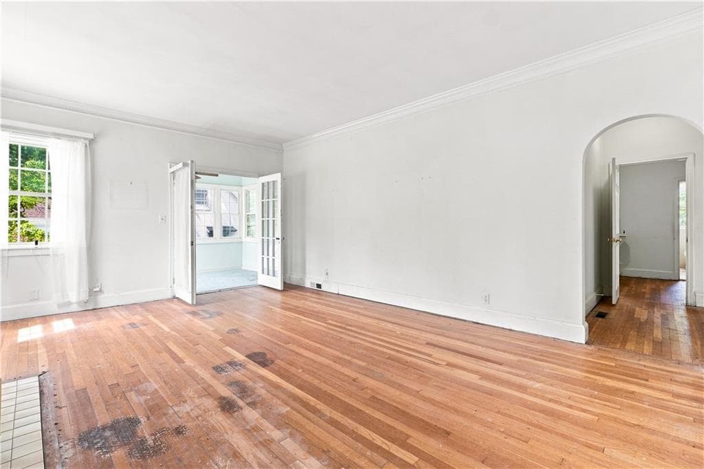 3 bedroom, 2 bathroom, 2,355 sq ft single family residence under contract at 135 Vidal Boulevard, Decatur, GA 30030 — photo 8