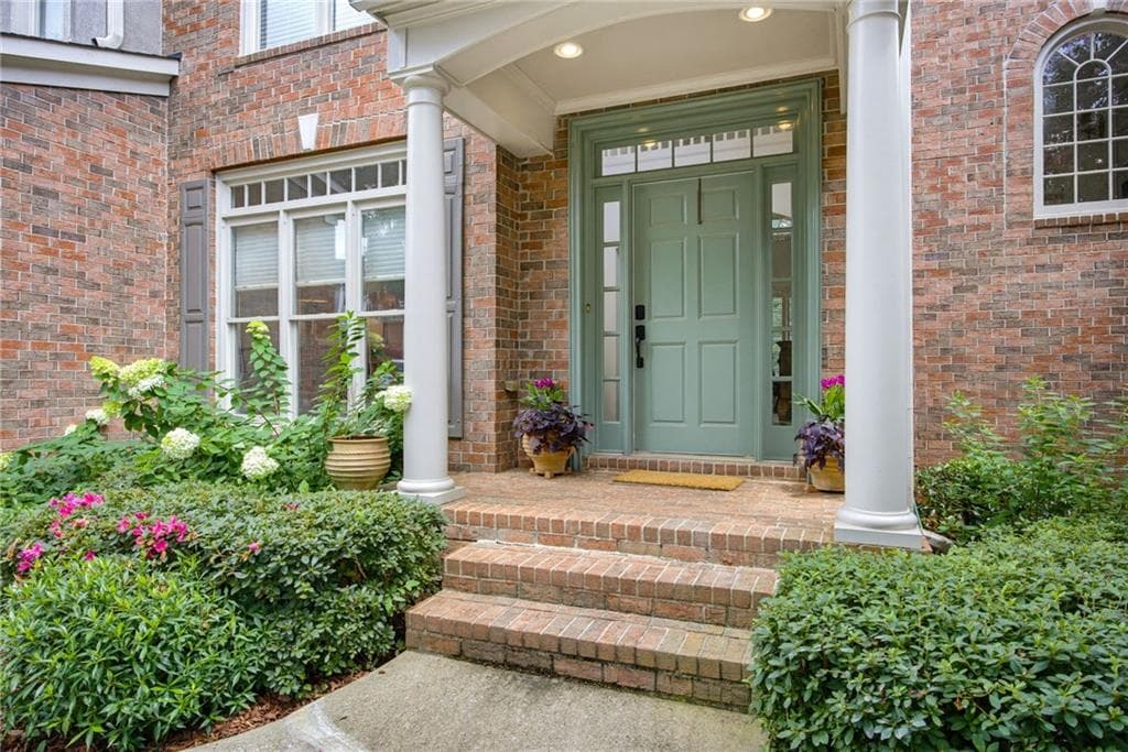 4 bedroom, 4 bathroom, 3,470 sq ft single family residence for sale at 3400 Fieldwood Drive, Smyrna, GA 30080 — photo 4