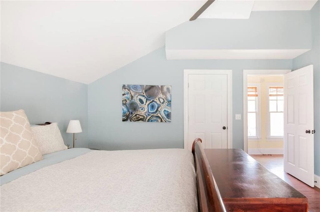 2 bedroom, 1 bathroom, 3,430 sq ft single family residence for rent at 20 Hilliard Street, Atlanta, GA 30312 for $1,700 a month — photo 2