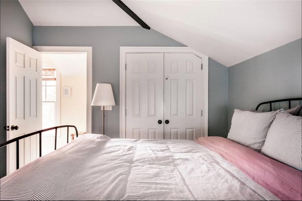 2 bedroom, 1 bathroom, 3,430 sq ft single family residence for rent at 20 Hilliard Street, Atlanta, GA 30312 for $1,700 a month — photo 3