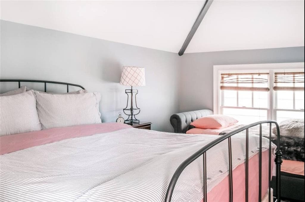 2 bedroom, 1 bathroom, 3,430 sq ft single family residence for rent at 20 Hilliard Street, Atlanta, GA 30312 for $1,700 a month — photo 4