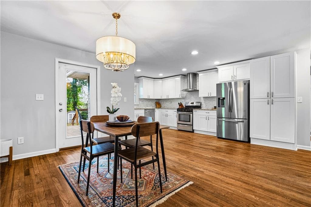 3 bedroom, 2 bathroom, 1,320 sq ft single family residence under contract at 2670 Woodridge Drive, Decatur, GA 30033 — photo 10