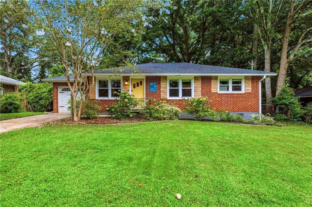 3 bedroom, 2 bathroom, 1,320 sq ft single family residence under contract at 2670 Woodridge Drive, Decatur, GA 30033