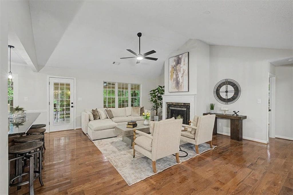 6 bedroom, 3 bathroom, 4,384 sq ft single family residence for sale at 590 S Alexander Creek Road, Newnan, GA 30263 — photo 6