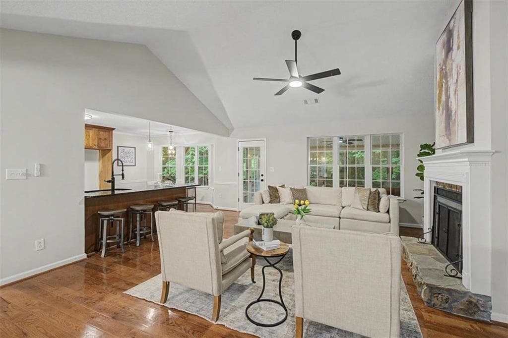 6 bedroom, 3 bathroom, 4,384 sq ft single family residence for sale at 590 S Alexander Creek Road, Newnan, GA 30263 — photo 7