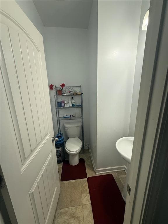 3 bedroom, 3 bathroom, 1,878 sq ft single family residence for sale at 6572 Woodwell Drive, Union City, GA 30291 — photo 6