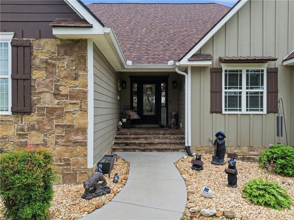 4 bedroom, 3 bathroom, 3,560 sq ft single family residence for sale at 815 Knight Bottom Road SE, Fairmount, GA 30139 — photo 3