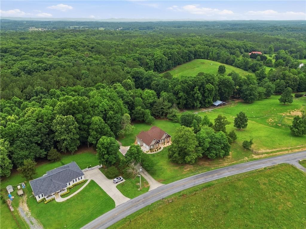 4 bedroom, 3 bathroom, 3,560 sq ft single family residence for sale at 815 Knight Bottom Road SE, Fairmount, GA 30139 — photo 9