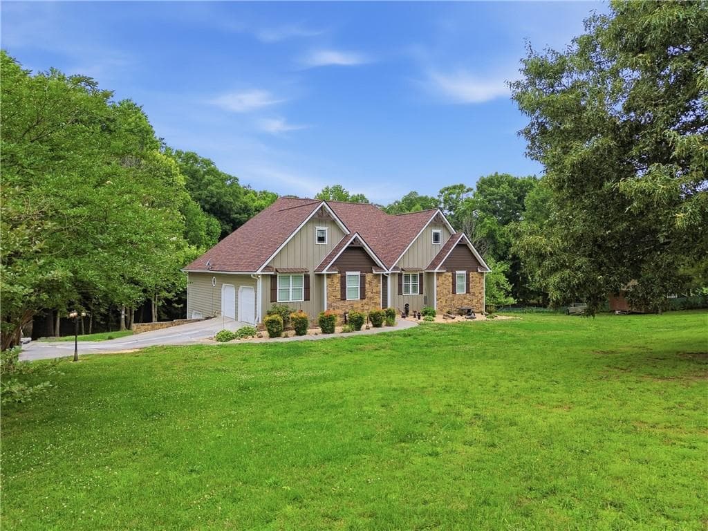 4 bedroom, 3 bathroom, 3,560 sq ft single family residence for sale at 815 Knight Bottom Road SE, Fairmount, GA 30139 — photo 10