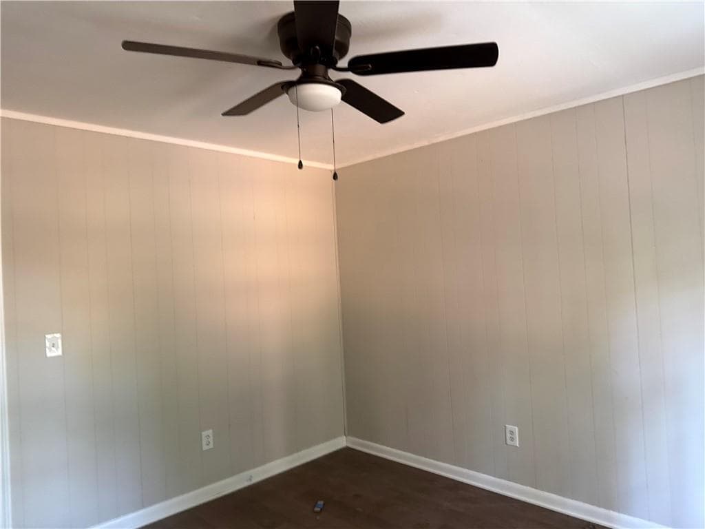 4 bedroom, 2 bathroom, 1,922 sq ft single family residence under contract at 203 Oglesby Bridge Road, Conyers, GA 30094 — photo 8