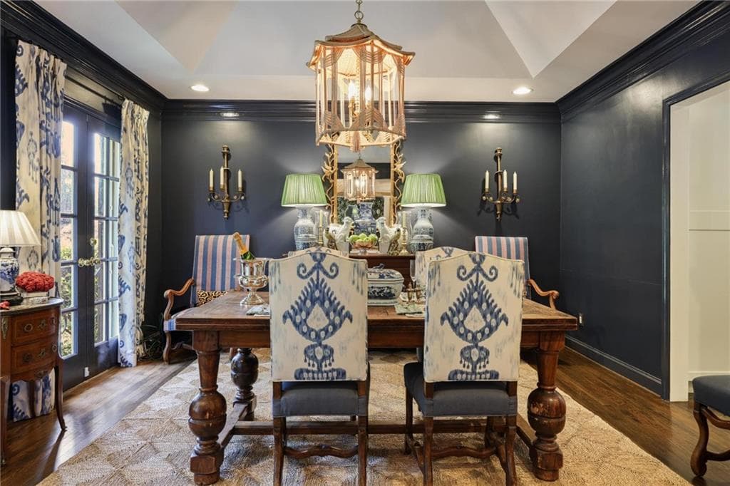 3 bedroom, 3 bathroom, 2,787 sq ft single family residence for sale at 349 Pineland Road, Atlanta, GA 30342 — photo 7