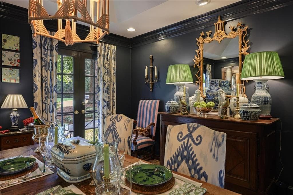 3 bedroom, 3 bathroom, 2,787 sq ft single family residence for sale at 349 Pineland Road, Atlanta, GA 30342 — photo 9